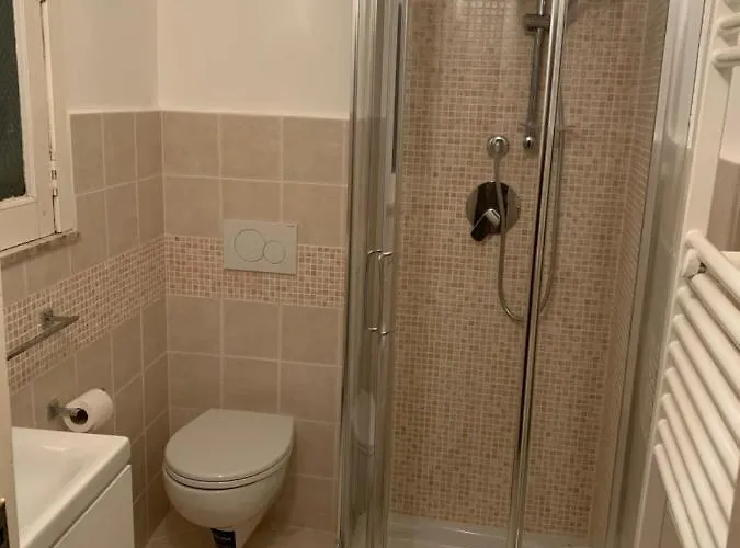 בית הארחה U'giruni 3*